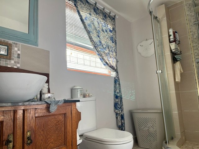 4 Bedroom Property for Sale in Bowtie Western Cape